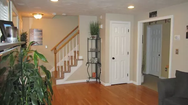 Milford, MA 01757,4 Canali Drive #4