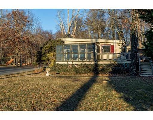 Lakeville, MA 02346,114-111 Hackett Avenue