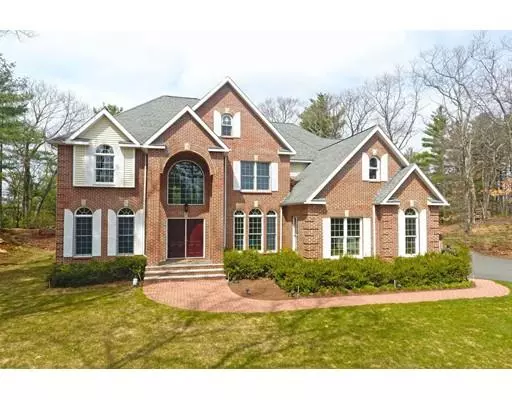 Medfield, MA 02052,20 Hearthstone Drive