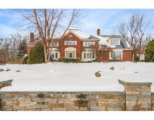 17 Coachman Ridge Road, Shrewsbury, MA 01545