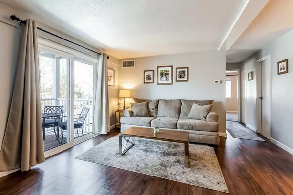 Natick, MA 01760,42 Silver Hill Ln #5