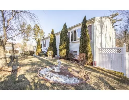 Taunton, MA 02718,32 Sandpiper Lane