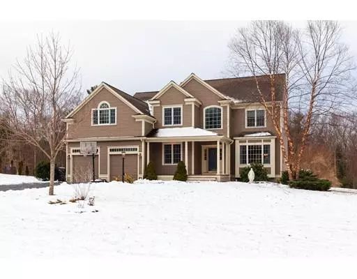 215 Harvest Ln, Bridgewater, MA 02324