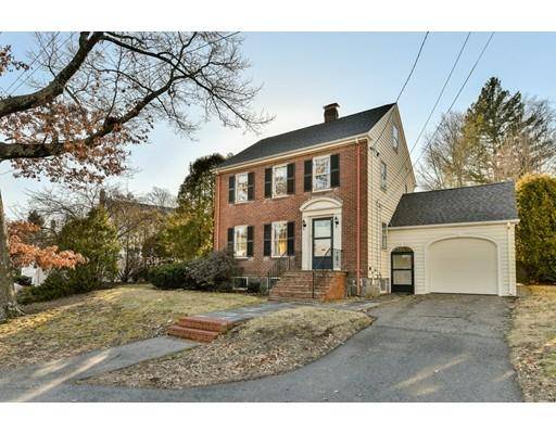 2 Hurlcroft Rd, Milton, MA 02186