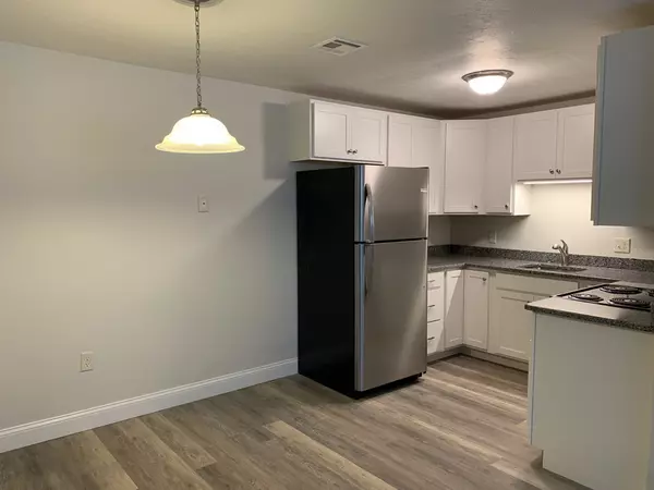 Grafton, MA 01560,13 Harding Street #1