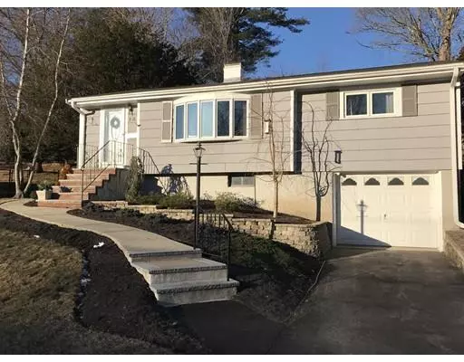 158 Azalea Dr, Norwood, MA 02062