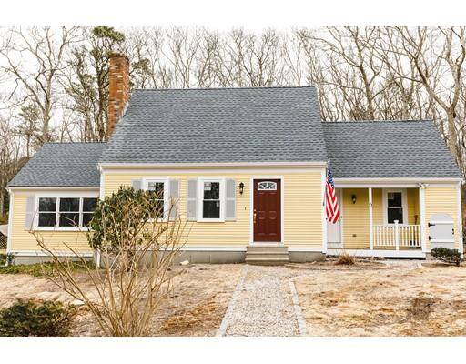 6 Haystack Ln, Sandwich, MA 02563