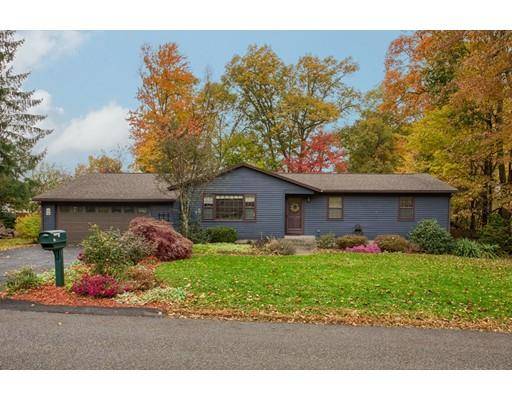 12 Cranbrook Dr, Holden, MA 01520