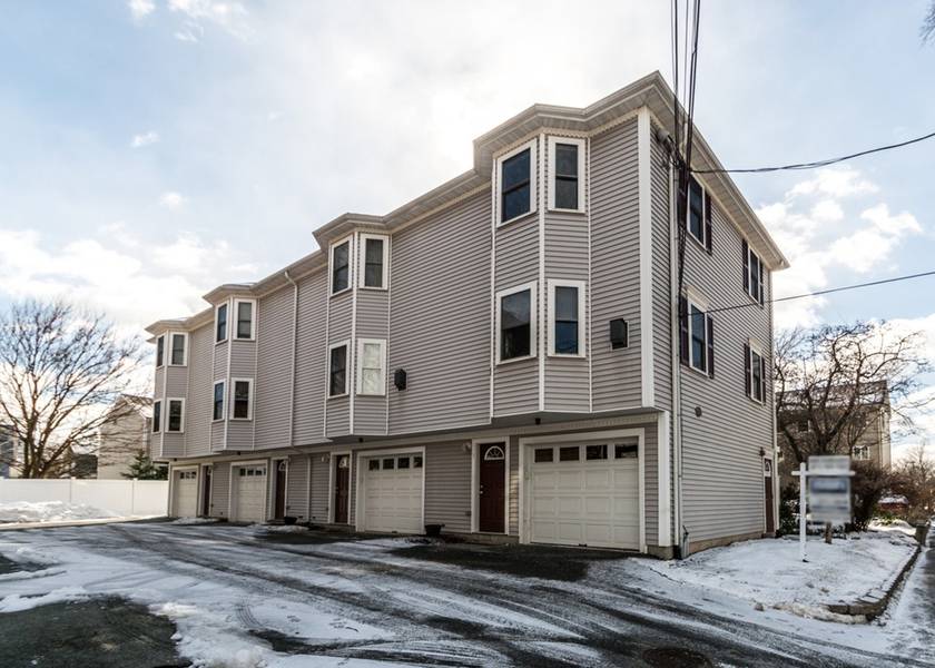 29 Bacon Street #1, Waltham, MA 02451