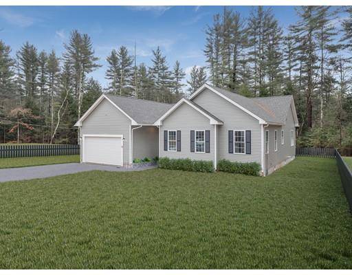 38 Warren Rd, Sturbridge, MA 01566