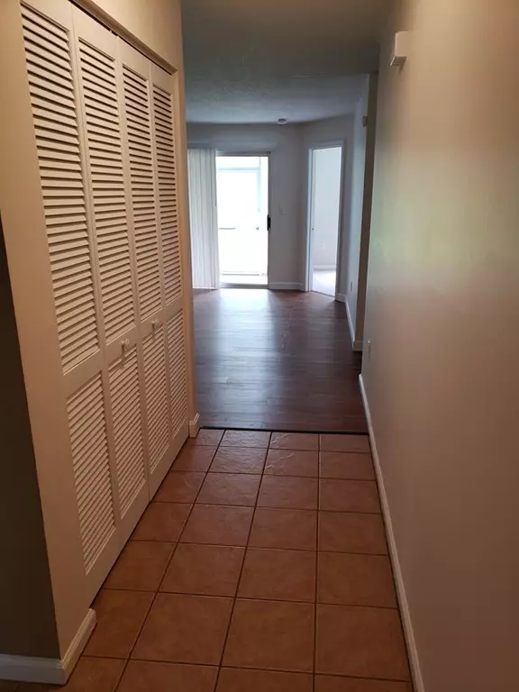 Raynham, MA 02767,502 Park Place #502