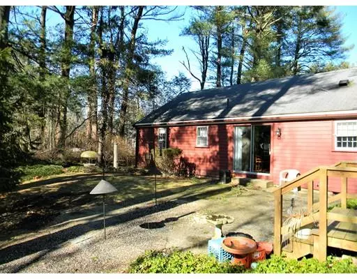 Norwell, MA 02061,84 Ridge Hill Rd