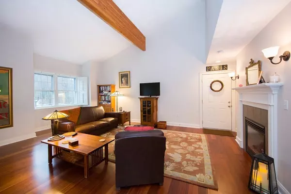 Lincoln, MA 01773,82 Virginia Road #410