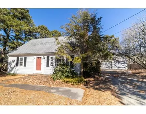 40 Violet Glen Rd, Yarmouth, MA 02664