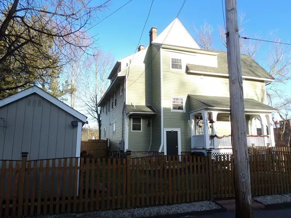 Hopedale, MA 01747,1 Lake St #1