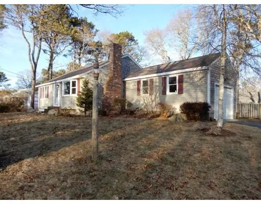 58 Flicker Ln, Yarmouth, MA 02673