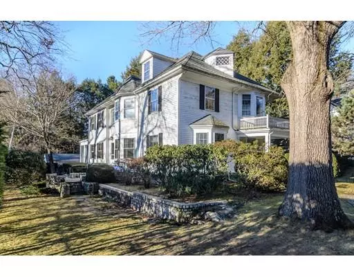 42 Cliff Road, Wellesley, MA 02481