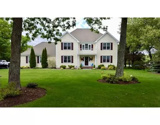 Bourne, MA 02562,9 Fieldwood Drive