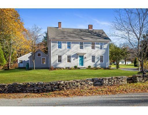 28 Forge Rd, Freetown, MA 02702