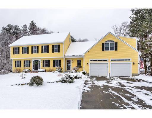 45 Chapelgate Rd, Canton, MA 02021