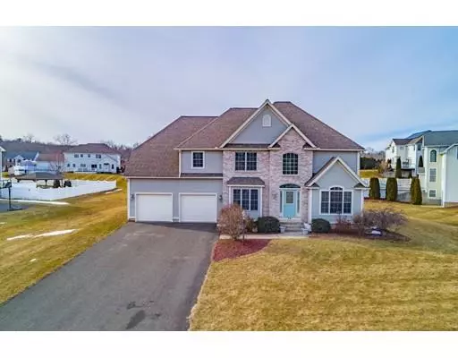 59 Christine Dr, West Springfield, MA 01089