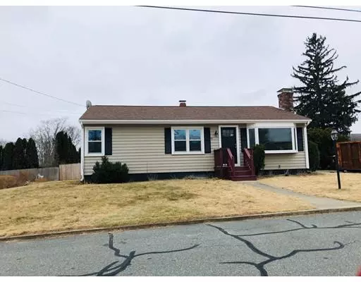 14 Budano Drive, Acushnet, MA 02743