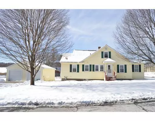 Millbury, MA 01527,8 Elm Ct