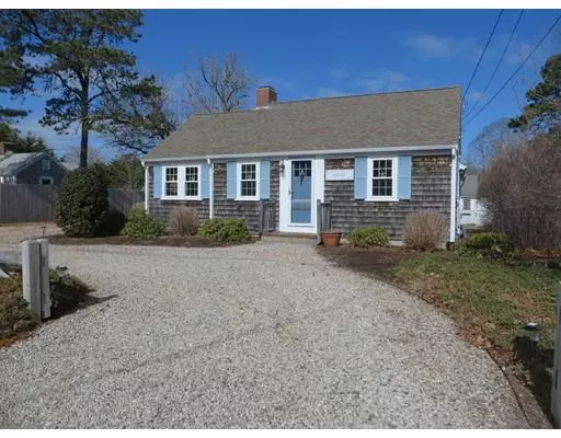 17 Elwood Rd, Harwich, MA 02671