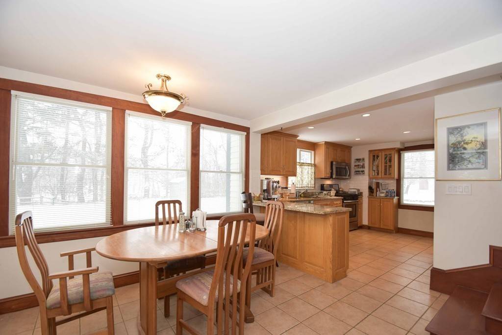 North Andover, MA 01845,521 Salem Street #R