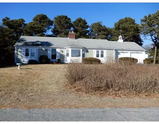 65 Grandview Dr, Yarmouth, MA 02664