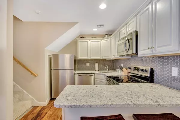 Woburn, MA 01801,305 Salem St #310