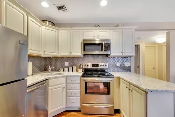 305 Salem St #310, Woburn, MA 01801