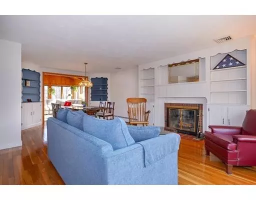 Littleton, MA 01460,4 Christina St