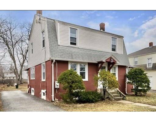 89 Corona St, Springfield, MA 01104