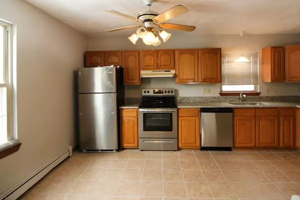 Attleboro, MA 02703,24 Brownell St #24