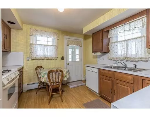 Fitchburg, MA 01420,77 Charlton Street