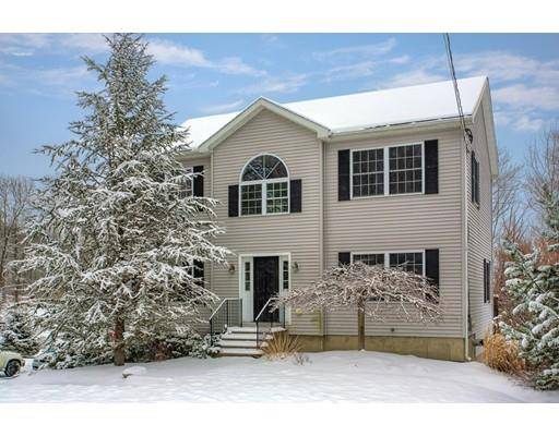 307 Dresser Hill Rd, Dudley, MA 01571