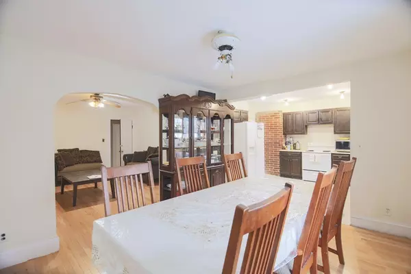 64-66 Brentwood St, Malden, MA 02148