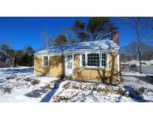 6 Checkerberry Ln, Yarmouth, MA 02673