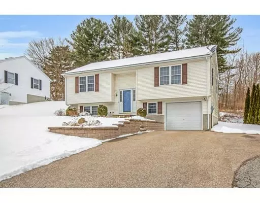 Southbridge, MA 01550,27 Colonial Dr