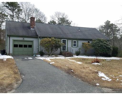 9 Pine View Dr, Barnstable, MA 02635