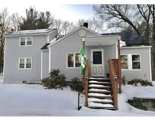 27 Maine Ave, Fitchburg, MA 01420