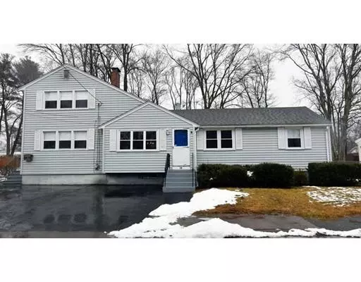 38 Rindone St, Holbrook, MA 02343