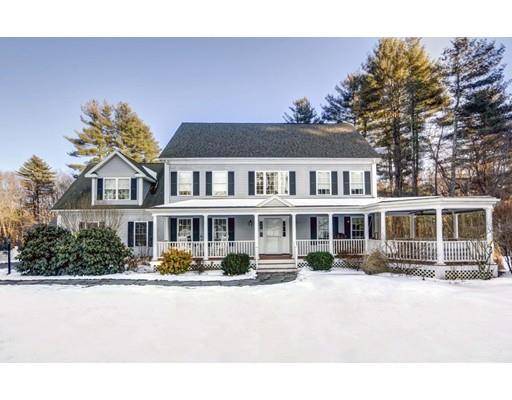 2 Hickory Dr, Medway, MA 02053