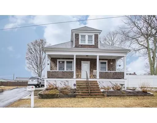 361 Hawes St, New Bedford, MA 02745