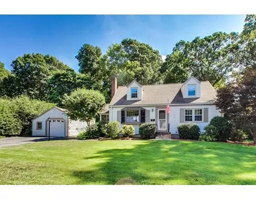 25 Crestwood Circle, Norwood, MA 02062