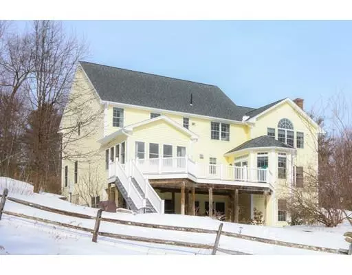 Wilbraham, MA 01095,3 Deerfield Dr