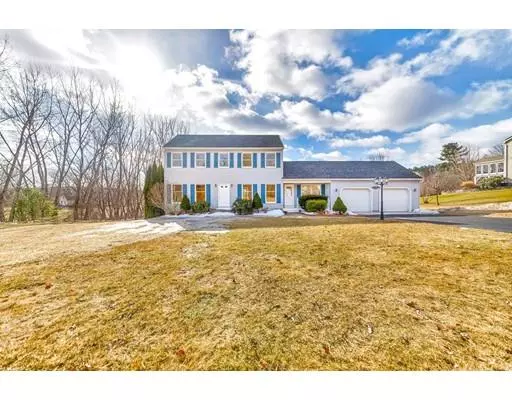 3 Robin Rd, Southwick, MA 01077