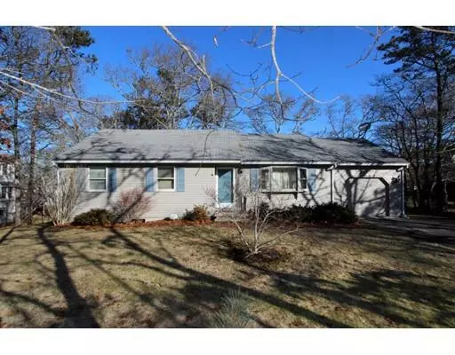 102 Headwaters Dr, Harwich, MA 02645