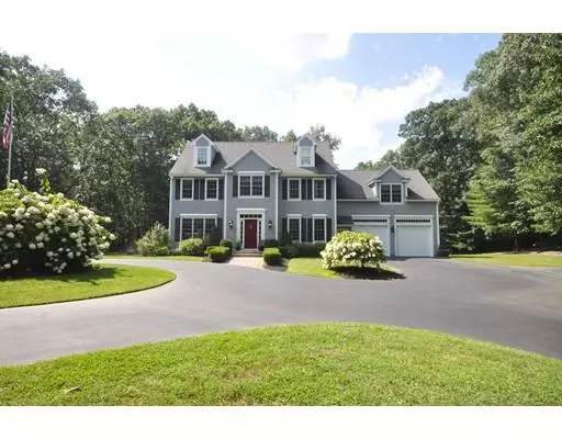 61 Dakin Road, Sudbury, MA 01776